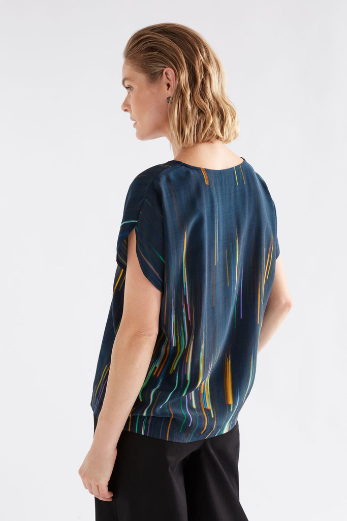 Elk Kayra V-Neck Top - Alinea Print
