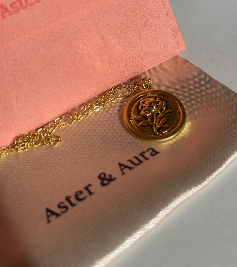 Aster & Aura Adelaide Vintage Rose Pendant Necklace