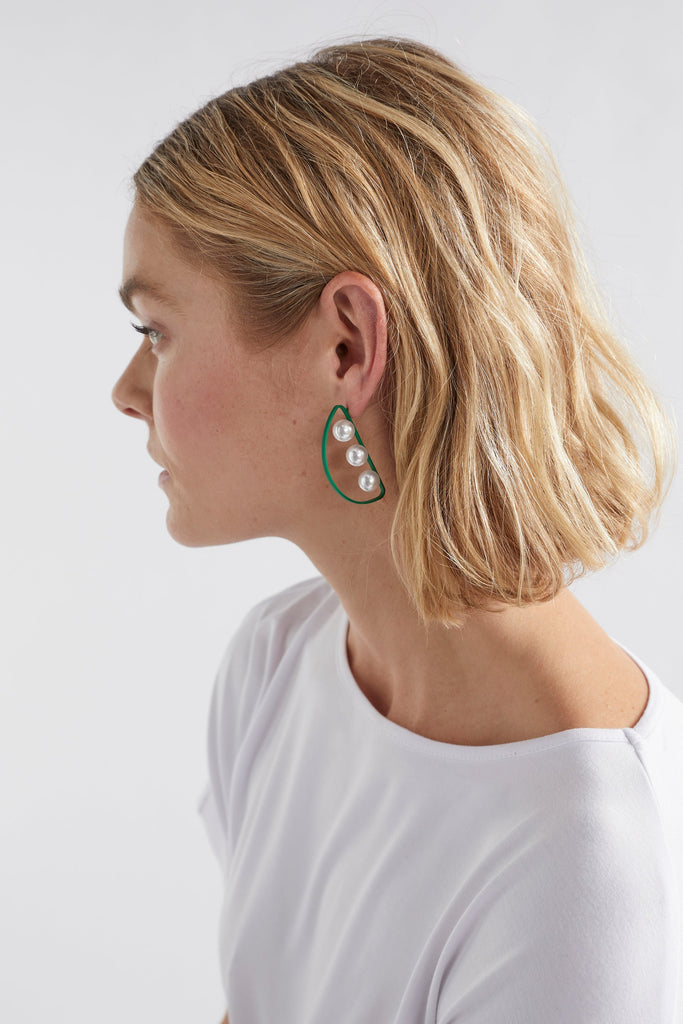 Elk Vekk Drop Earring