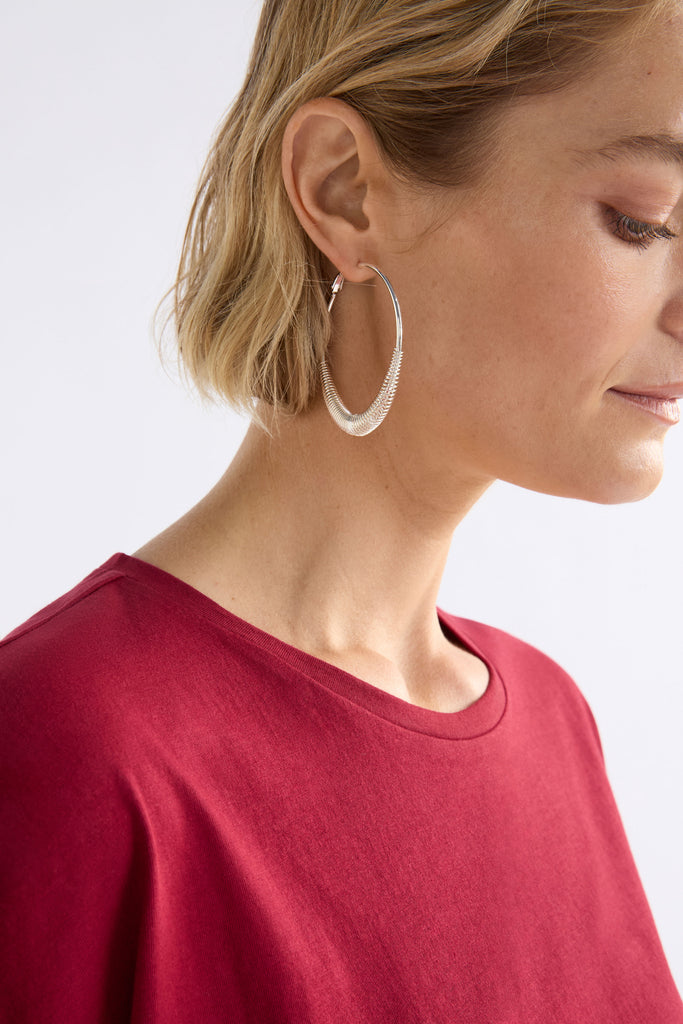 Elk Solf Metallic Hoop Earring