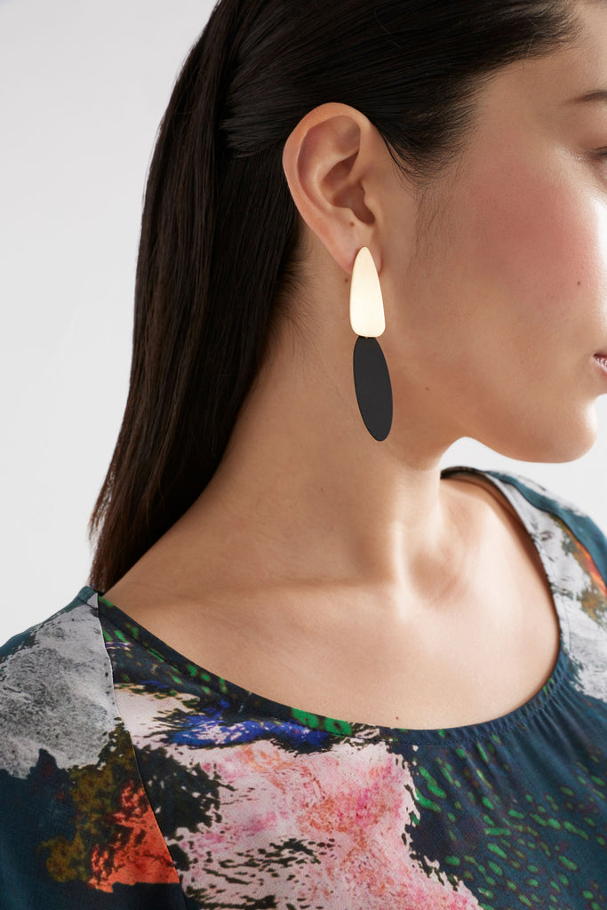 Elk Finn Drop Earring