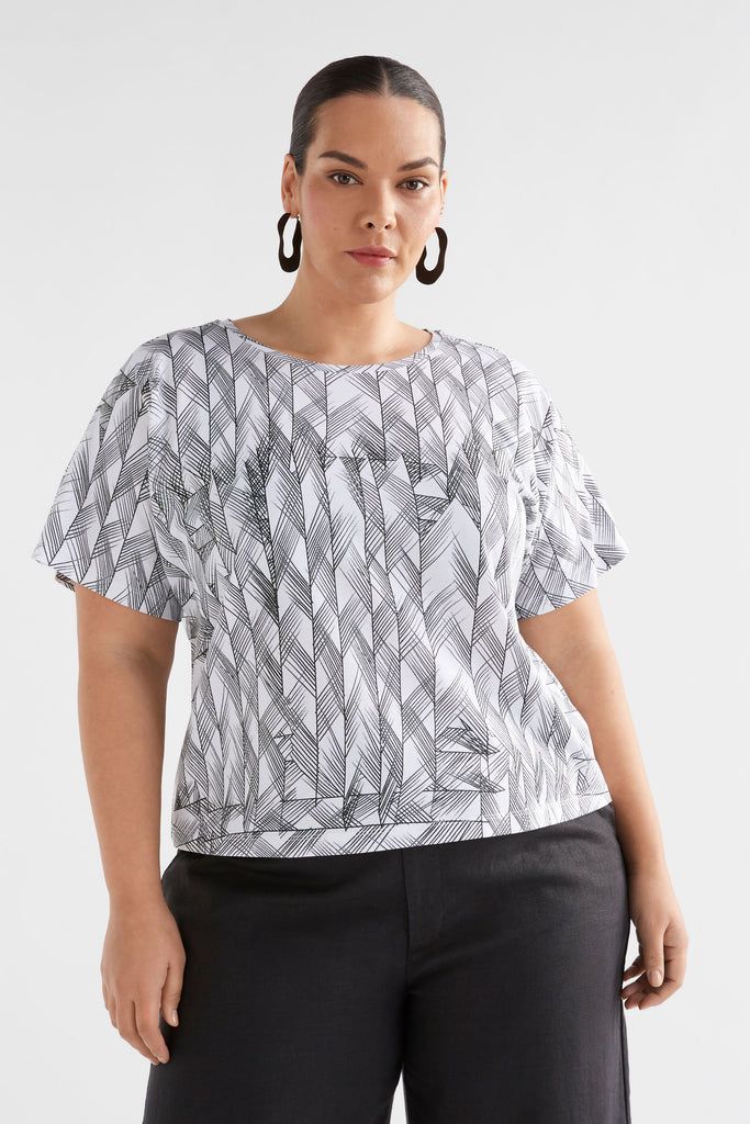 Elk Haki Short Sleeve Tshirt - White Line Print