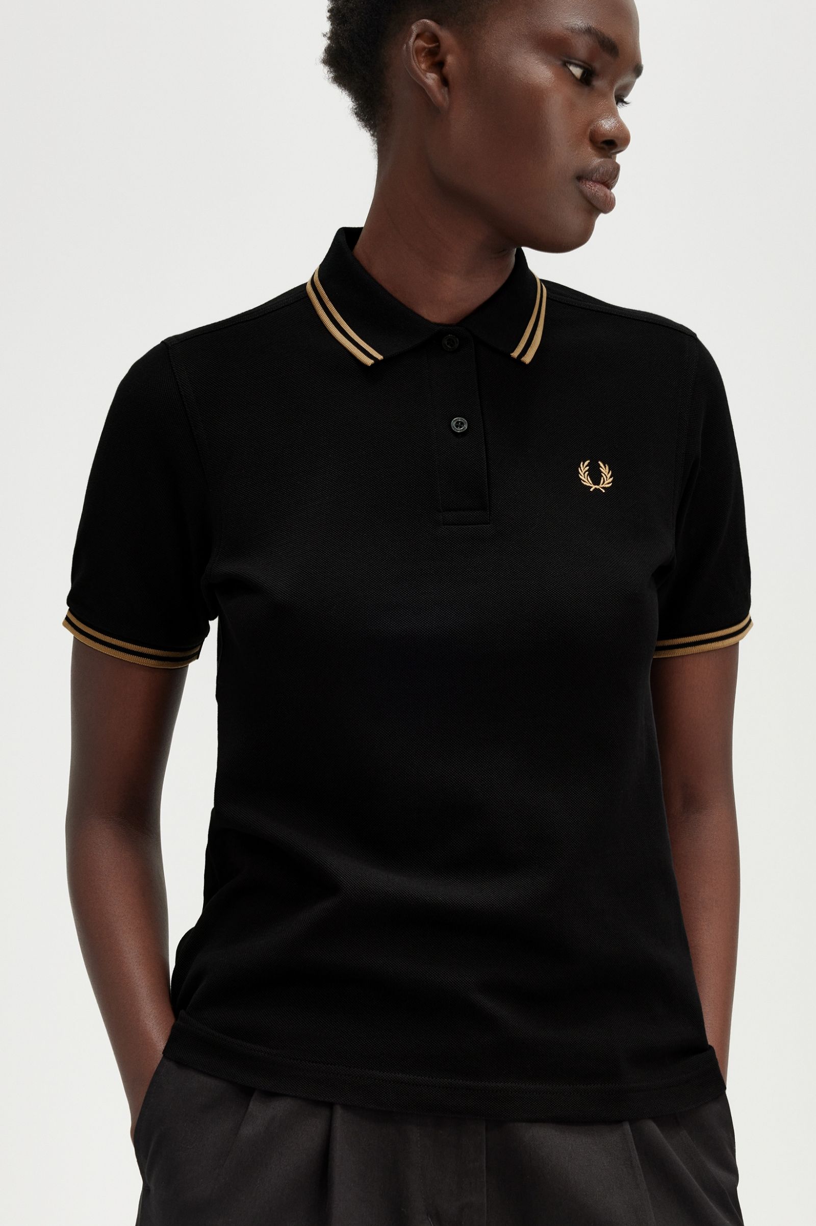 Fred perry polo black and gold online