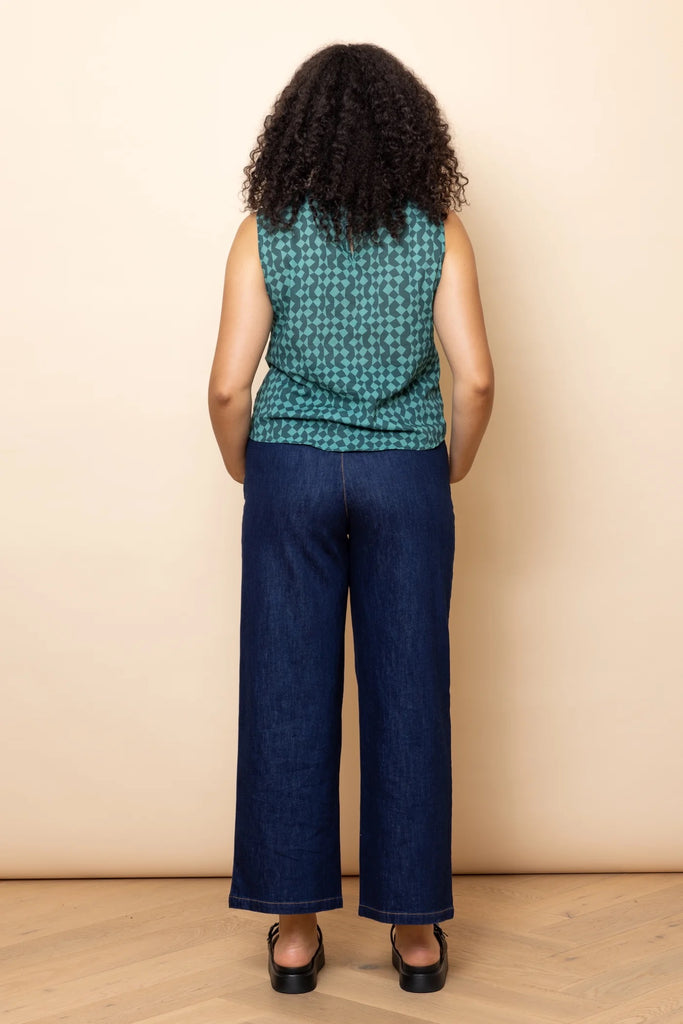 Frock Me Out Sleeveless Top - Emerald Geo