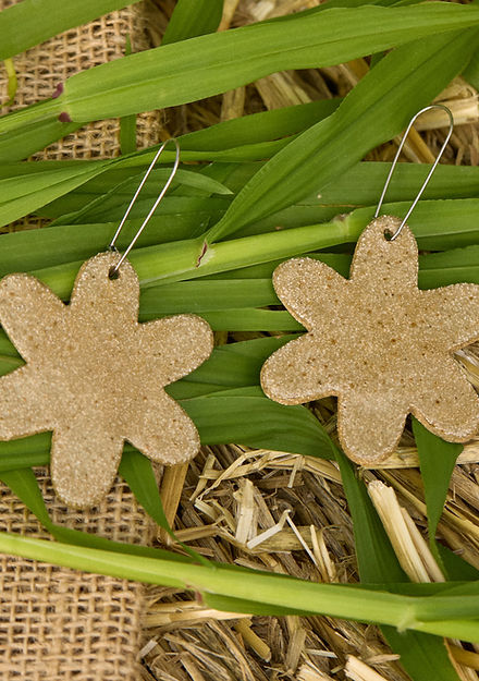Togetherness Everyday Earrings - Hobby Farm