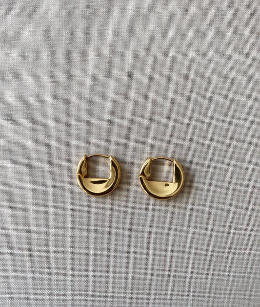 Kitsense Carey Huggie Luxe Earring