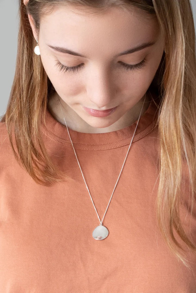 Geneine Honey Organic Droplet Necklace